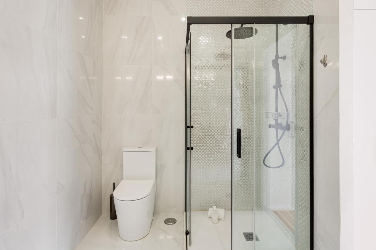 Joivy Exquisite With Patio In Graca Apartment Lisbon