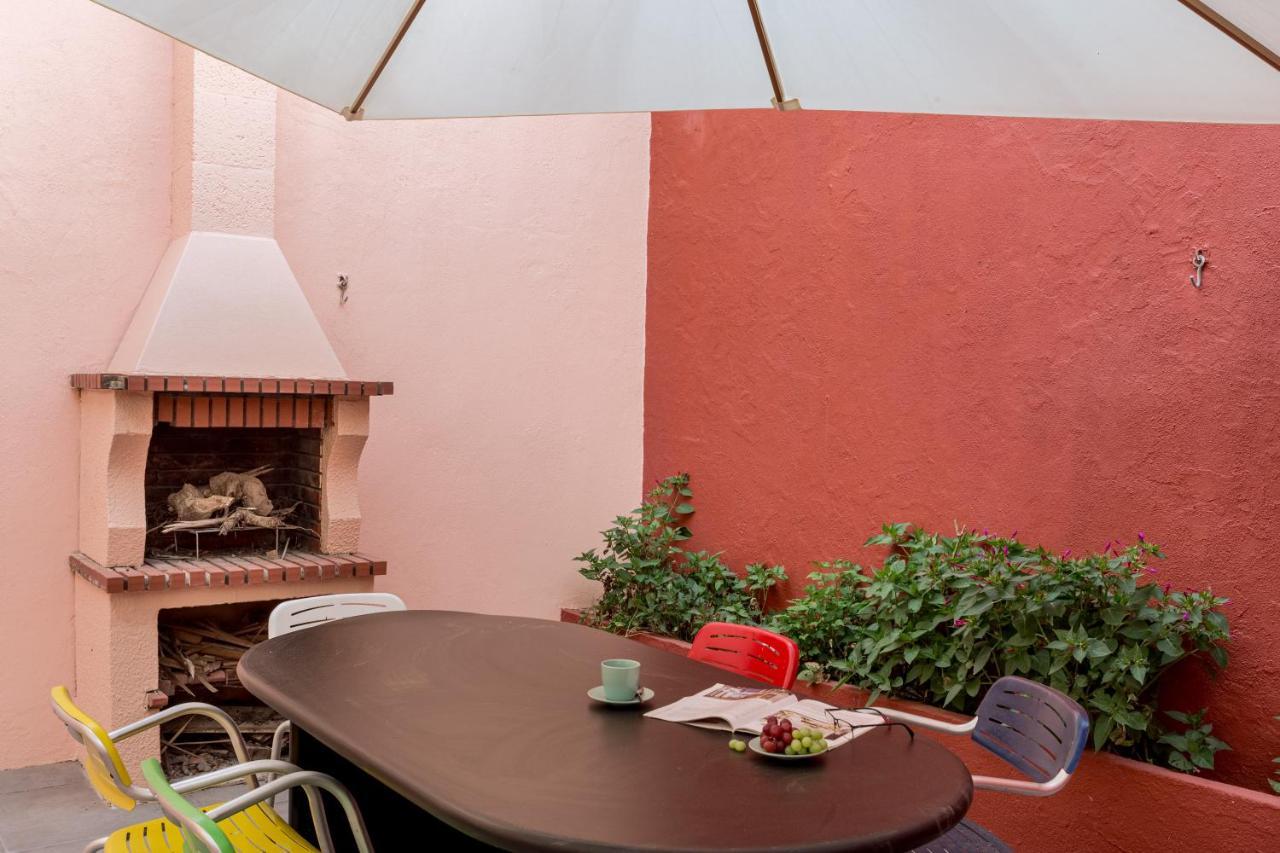 Apartment Joivy Exquisite With Patio In Graca Lissabon